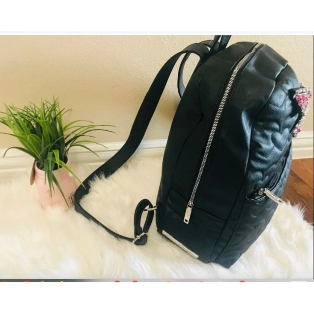 Betsey Johnson backpack quilted heart black New